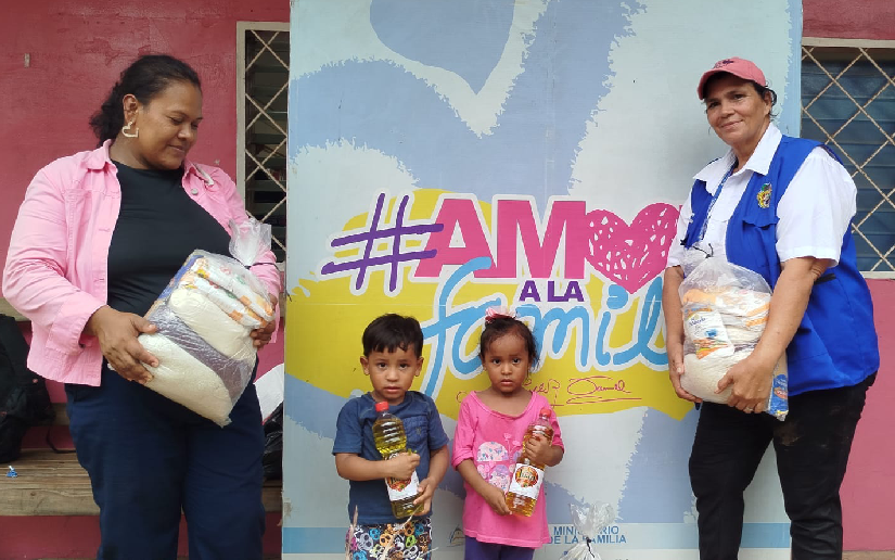 Ministerio de la Familia realiza segunda entrega de paquetes alimenticios a familias con partos múltiples