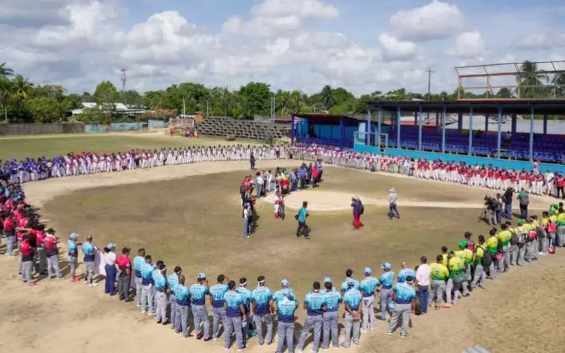 Diversidad y pasión se unen en el Campeonato Regional de Béisbol Indígena y Campesino en Puerto Cabezas