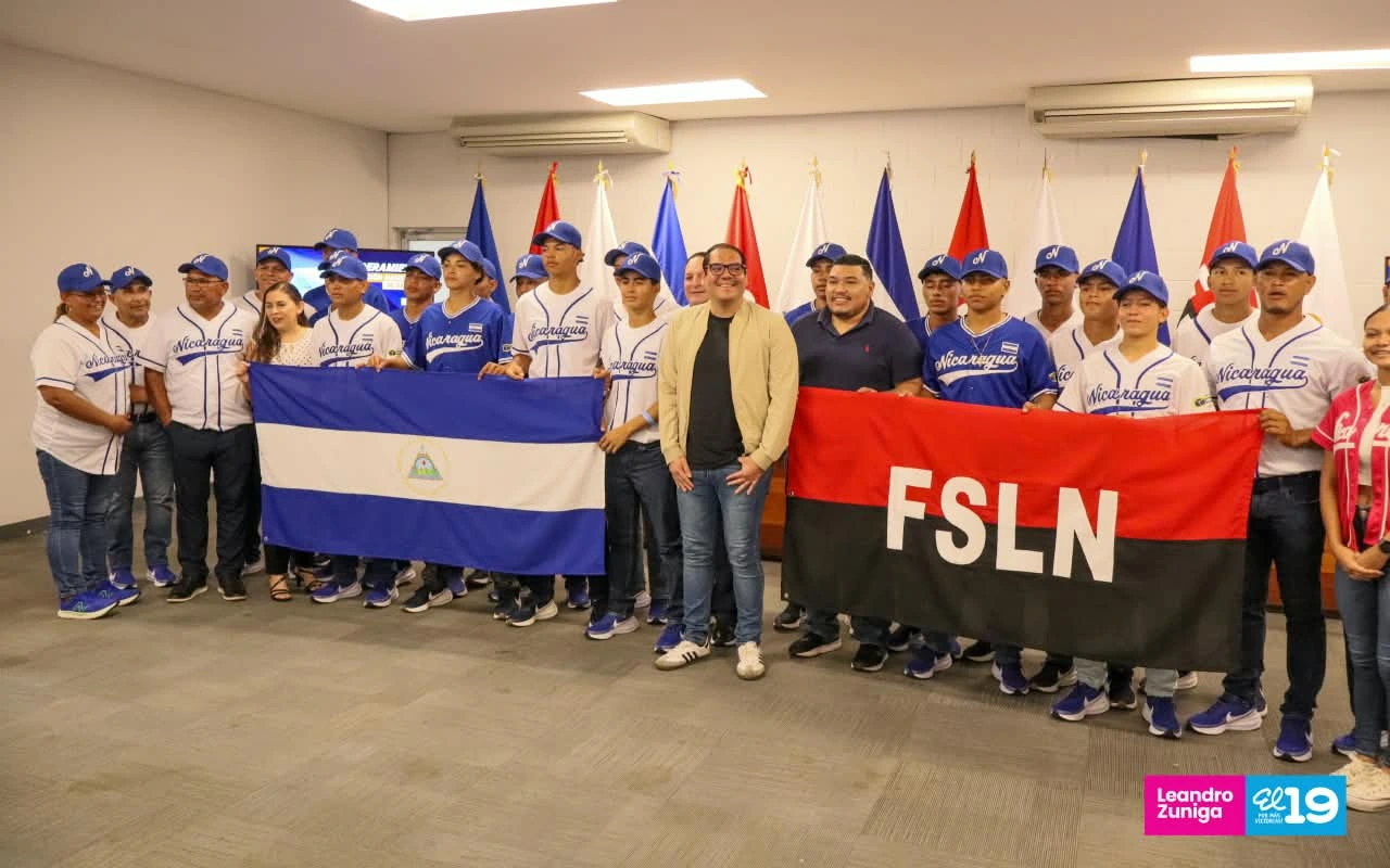Nicaragua abandera a su Selección Nacional de Béisbol U15 rumbo a la Copa Mundial 2026