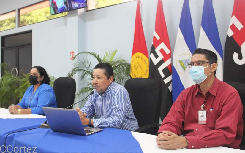 Mined celebra el 43/19 con más educación gratuita para las familias