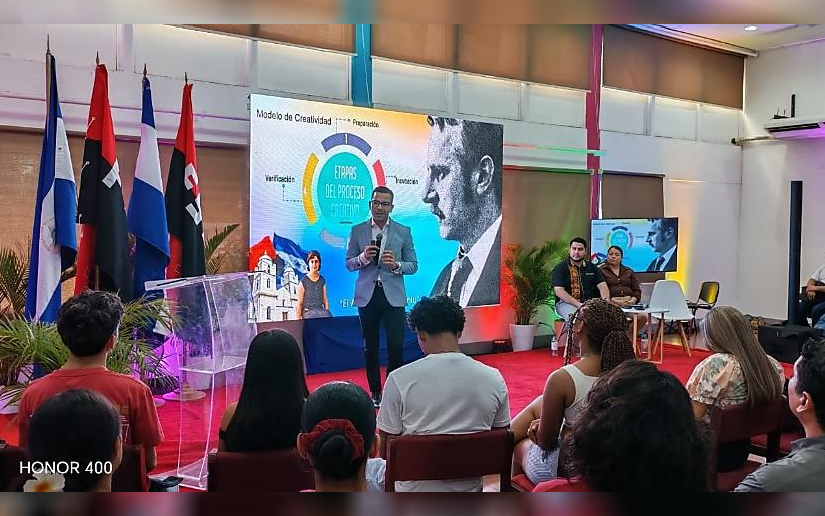 Conferencia “El Pensamiento de Sandino como Motor del Emprendimiento y la Economía Creativa”