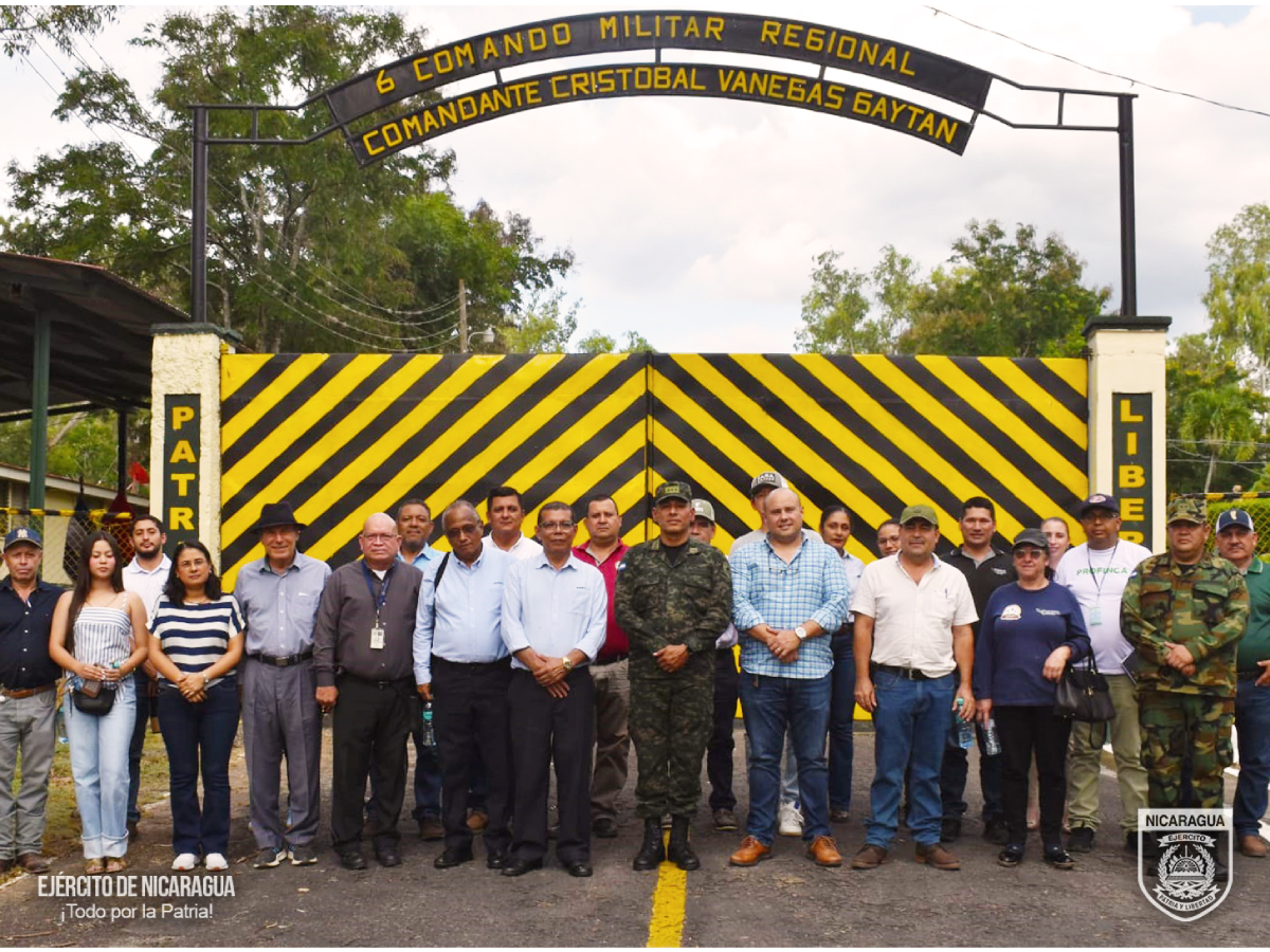 Reunión con representantes de empresas exportadoras de café y productores