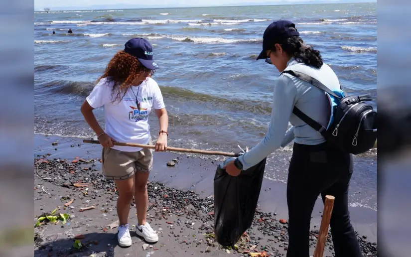 Juventud en responsabilidad de mantener limpios nuestros ríos, lagos y lagunas