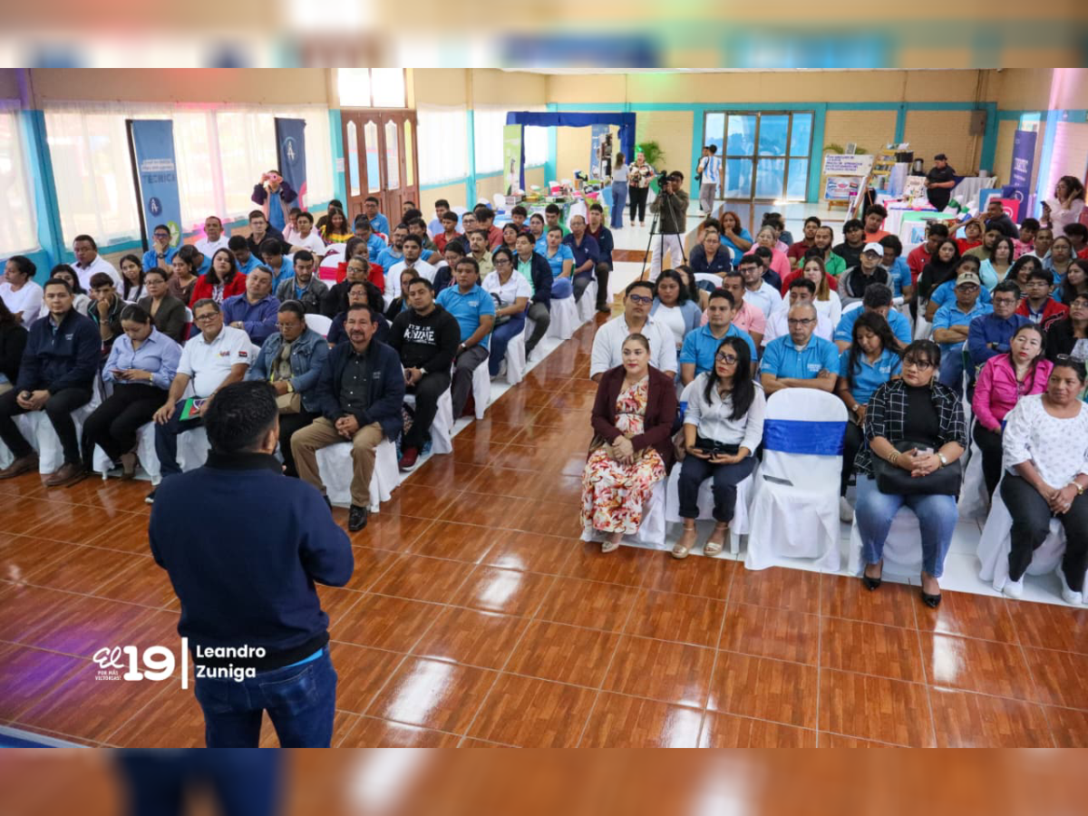 Docentes presentan estrategias innovadoras en congreso departamental de INATEC