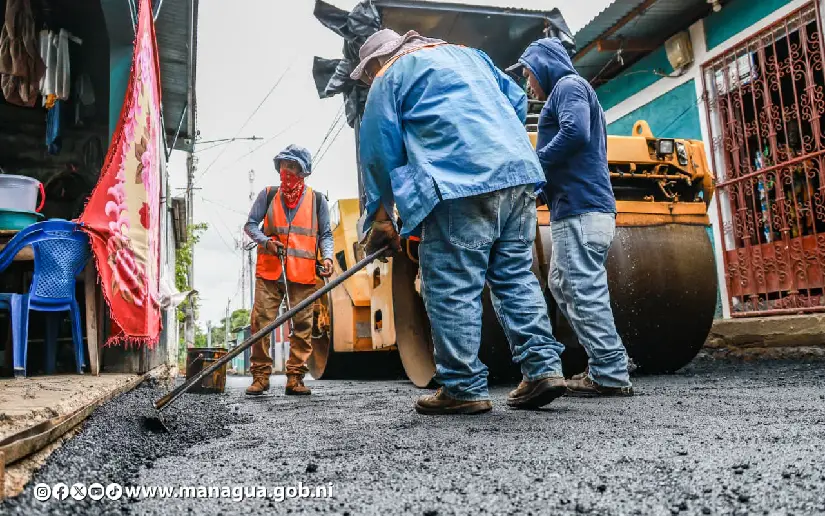 “Calles para el Pueblo 2026” registra un 50 % de avance y beneficia a miles de familias capitalinas
