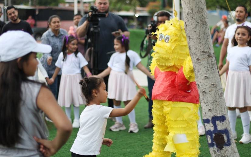 Celebran Semana de la Niñez con arte y diversión en el Paseo Edith Grön