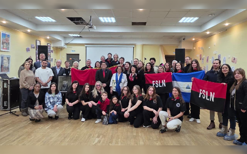 Desde Moscú, cantos de amor a Sandino