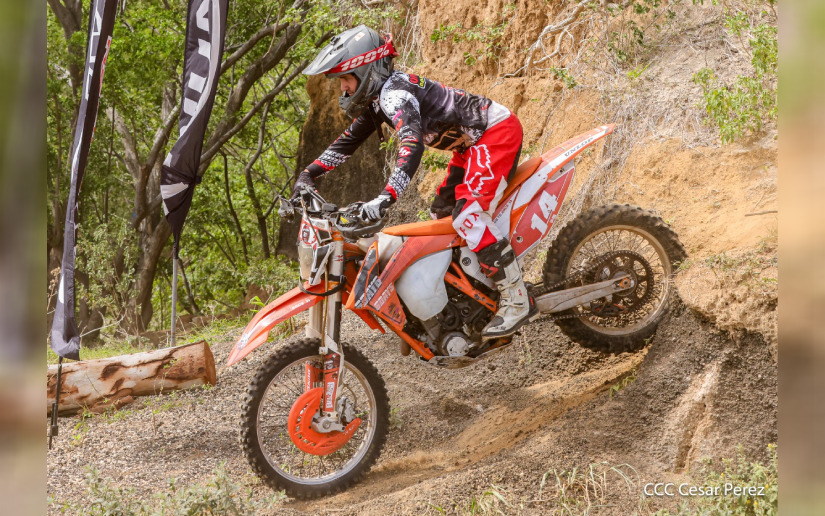 ¡Velocidad, técnica y resistencia! Celebran Campeonato Nacional de Motoenduro en Managua