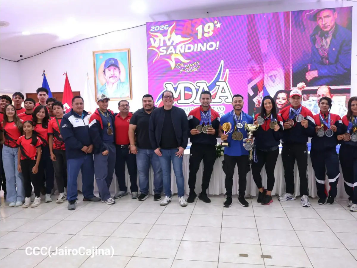 Destacan resultados de las Selecciones Nacionales de Fisicoculturismo y Karate-Do