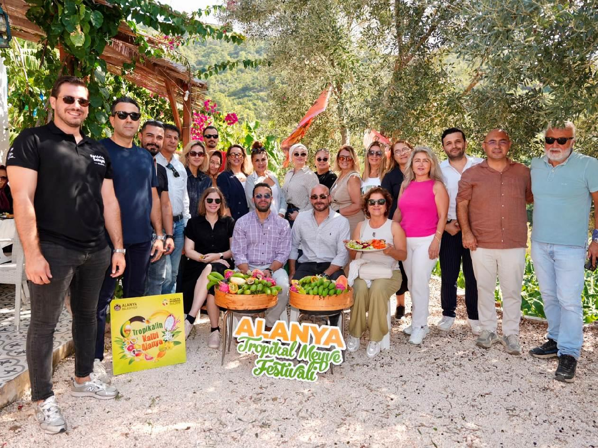 En 5to Festival de Frutas Tropicales de Alanya