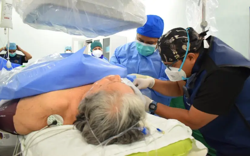 Cirugías cardíacas en el Vélez Paiz