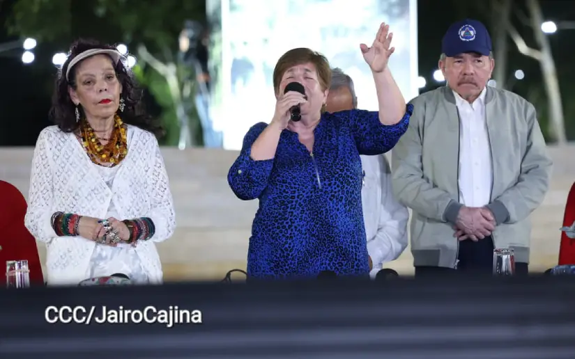 Pastora Doris Ávila ora por la Paz y declara que ¡Jesús es el Señor de Nicaragua!
